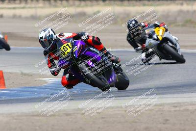 media/Jul-22-2022-TrackDaz (Fri) [[ca4971259a]]/Club Racers/2pm (Outside Grapevine)/